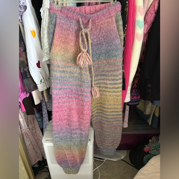 Trade/sell loveshackfancy Blossom Pant size smalll EUC🌺🌈💜 - Picture 2 of 7